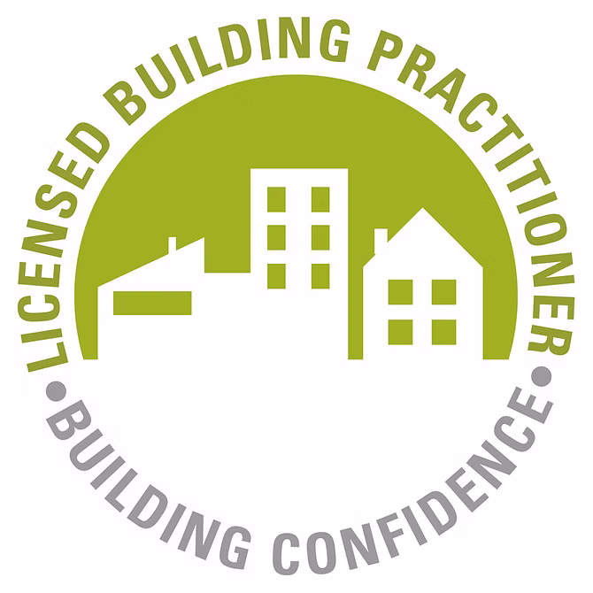 Licensed Builder logo