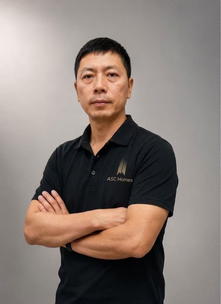 Portrait of Mark Liu
